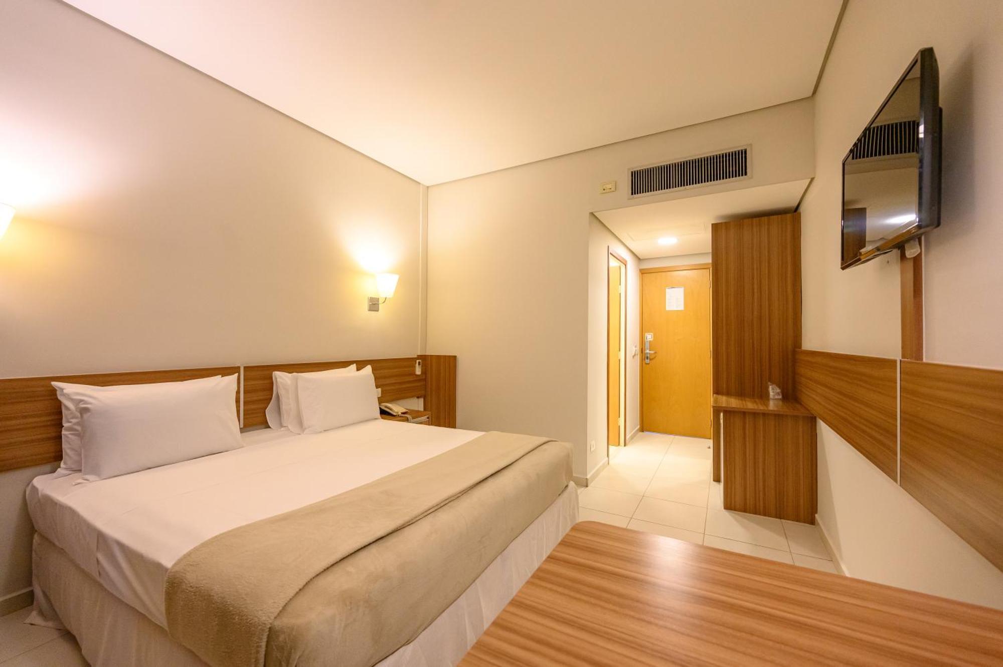 Unihotel Salto ซัลตู ภายนอก รูปภาพ