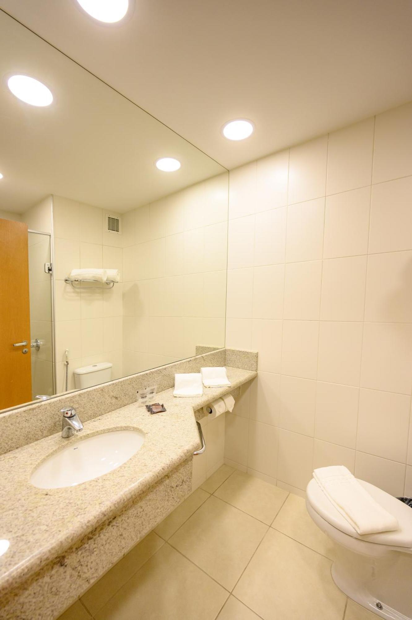 Unihotel Salto ซัลตู ภายนอก รูปภาพ